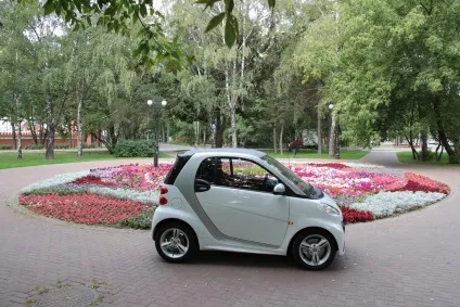 Смарт фоту (smart fortwo) з фейсліфтингом російської подружці (smart) Смарт фоту (smart fortwo) з фейсліфтингом російської подружці