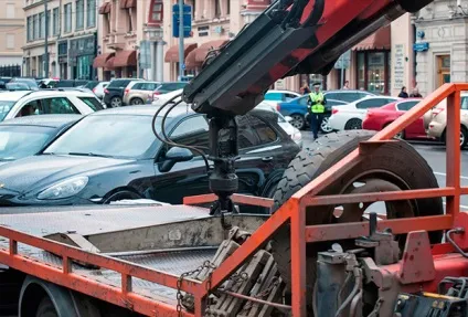 Спецкор «» спостерігав за роботою московських колекторів суспільство України