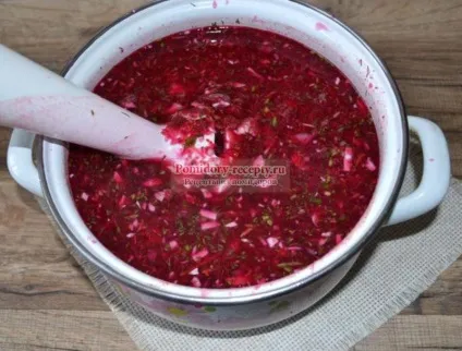 Борщ з сирого буряка з помідорами (сирого буряка помідорами) Борщ з сирого буряка з помідорами