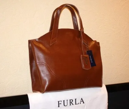 Сумки furla як відрізнити підробку від оригіналу (як відрізнити підробку) Сумки furla як відрізнити підробку від оригіналу