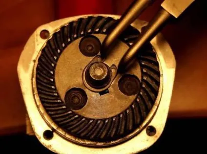 Ушм (болгарка) Интерскол ушм-125