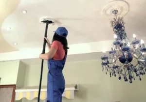 Догляд за підвісними стелями