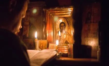 Вечірнє правило слухати відео-молитви на сон грядущий і Новомосковскть російською