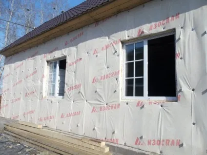 Утеплення будинку з бруса як і чим правильно тепоізоліровать між брусом, технологія робіт (правильно) Утеплення будинку з бруса як і чим правильно тепоізоліровать між брусом, технологія робіт