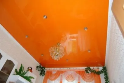 В який колір пофарбувати стелю поради дизайнера (Блакитний стелю діє) В який колір пофарбувати стелю поради дизайнера
