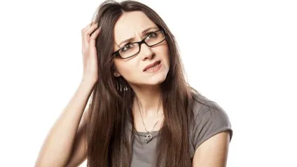 У вусі ніби щось ворушиться причини цього відчуття (цього) У вусі ніби щось ворушиться причини цього відчуття