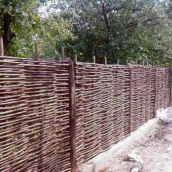 Огорожа з підручних матеріалів - мій досвід, як красиво втілити ідею в життя! (Паркан із підручних матеріалів) Огорожа з підручних матеріалів - мій досвід, як красиво втілити ідею в життя!