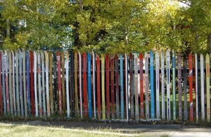 Огорожа з підручних матеріалів - мій досвід, як красиво втілити ідею в життя! (Паркан із підручних матеріалів) Огорожа з підручних матеріалів - мій досвід, як красиво втілити ідею в життя!