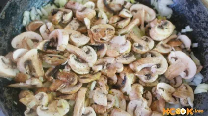 Лазанья з куркою і печерицями - рецепт з фото, як приготувати (лазіння) Лазанья з куркою і печерицями - рецепт з фото, як приготувати