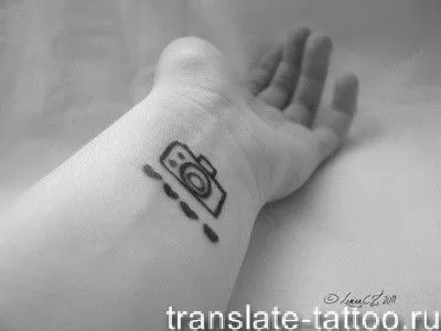 60 Кращих тату на зап'ясті для дівчат
