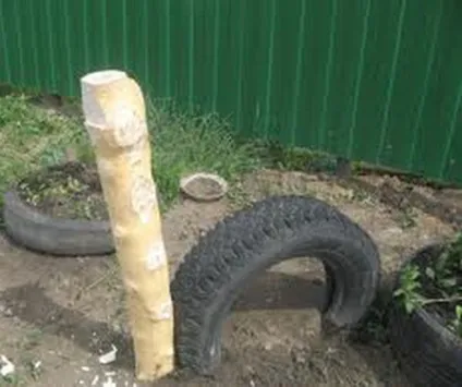 Жираф з колеса (покришки), вироби з коліс (покришки) Жираф з колеса (покришки), вироби з коліс