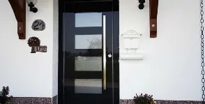 10 Варіантів дизайну вхідних дверей