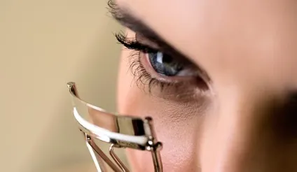10 Make-up секретів, які допоможуть зробити вії більше і пишніше (зробити) 10 Make-up секретів, які допоможуть зробити вії більше і пишніше