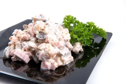 10 Рецептів смачних салатів з маринованими грибами, дачні кухня () (салат з маринованими грибами) 10 Рецептів смачних салатів з маринованими грибами, дачні кухня ()