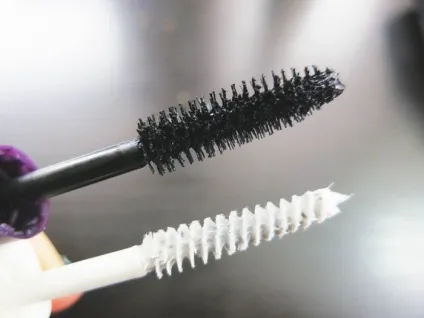 10 Make-up секретів, які допоможуть зробити вії більше і пишніше (make-up) 10 Make-up секретів, які допоможуть зробити вії більше і пишніше