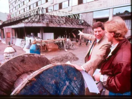 30 Історичних фото відкриття першого «макдональдса» в Москві в 1990 році - новини в фотографіях (відкриття) 30 Історичних фото відкриття першого «макдональдса» в Москві в 1990 році - новини в фотографіях