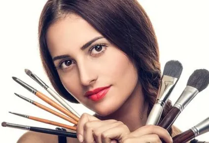 6 Кистей для макіяжу особи, який протримається довго (Real Techniques fiber collection) 6 Кистей для макіяжу особи, який протримається довго
