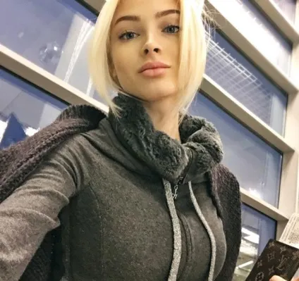 Олена Шишкова зробила ще одну пластичну операцію (фото) - новини шоу-бізнесу (фото) Олена Шишкова зробила ще одну пластичну операцію (фото) - новини шоу-бізнесу