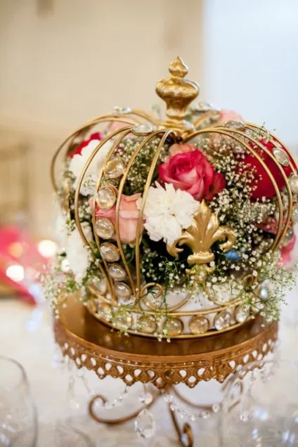 Альтернативи ваз в квіткових композиціях - домашній hand-made (квіткових) Альтернативи ваз в квіткових композиціях - домашній hand-made