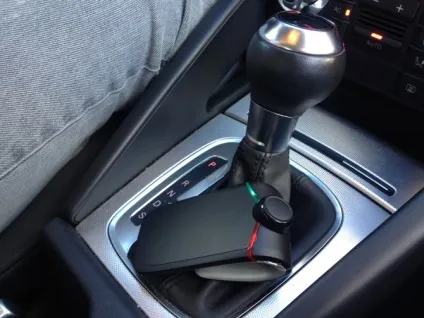 Bluetooth-спікерфон parrot minikit neo - автокадабра (вірити виробникові режимі) Bluetooth-спікерфон parrot minikit neo - автокадабра