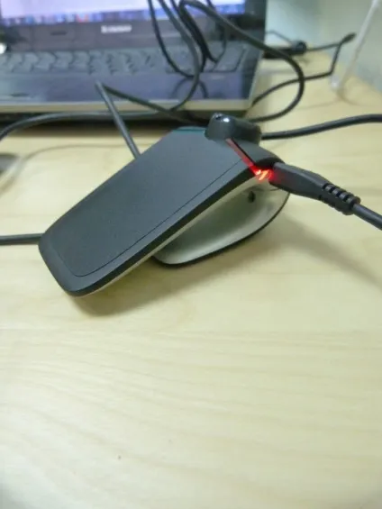 Bluetooth-спікерфон parrot minikit neo - автокадабра (вірити виробникові режимі) Bluetooth-спікерфон parrot minikit neo - автокадабра