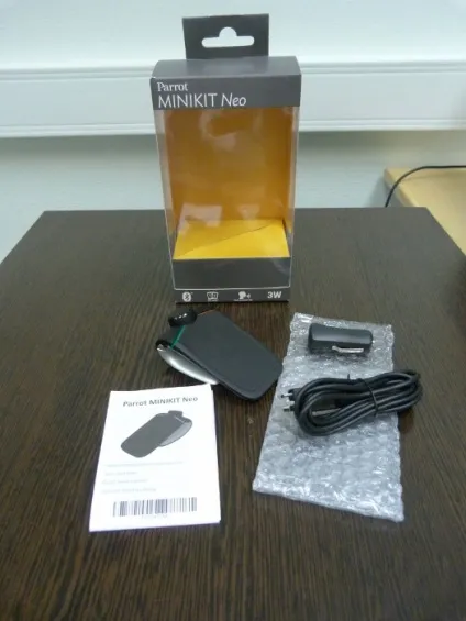 Bluetooth-спікерфон parrot minikit neo - автокадабра (можливо протягом місяців) Bluetooth-спікерфон parrot minikit neo - автокадабра