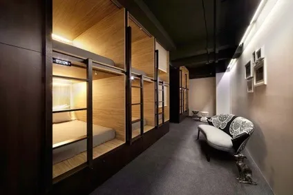 8 капсульний готель, які перевернуть ваші уявлення про подорожі, rusbase (Фото YouTube Hotels Online) 8 капсульний готель, які перевернуть ваші уявлення про подорожі, rusbase