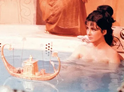 7 Секретів Клеопатри для краси вашого тіла ( «Клеопатра» Фото kinopoisk) 7 Секретів Клеопатри для краси вашого тіла