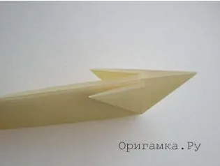 Паперова корова - складання фігурок технікою модульне орігамі з покроковими фотографіями 1 (зігніть) Паперова корова - складання фігурок технікою модульне орігамі з покроковими фотографіями 1