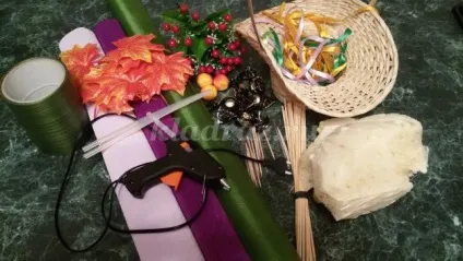 Букет хризантем з цукерок і гофрованого паперу своїми руками (своїми) Букет хризантем з цукерок і гофрованого паперу своїми руками