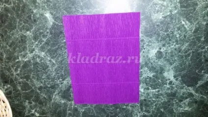 Букет хризантем з цукерок і гофрованого паперу своїми руками (майстер) Букет хризантем з цукерок і гофрованого паперу своїми руками