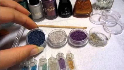 Бульонки для нігтів