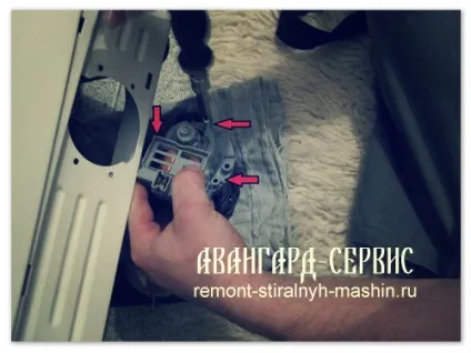 Чистка зливного насоса в пральній машині indesit (indesit) Чистка зливного насоса в пральній машині indesit