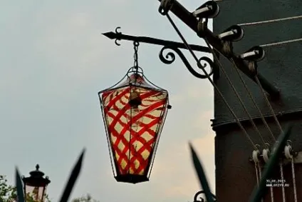 Чудовий місяць в італійському раю самостійно (vikysen) Чудовий місяць в італійському раю самостійно