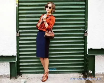 Crossfashion group - з чим носити спідницю-олівець синього кольору добірка цікавих образів для роботи (носити) Crossfashion group - з чим носити спідницю-олівець синього кольору добірка цікавих образів для роботи