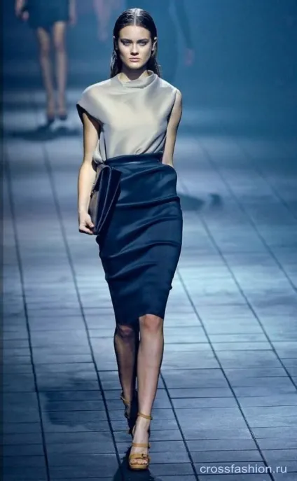 Crossfashion group - з чим носити спідницю-олівець синього кольору добірка цікавих образів для роботи (спідницю-олівець) Crossfashion group - з чим носити спідницю-олівець синього кольору добірка цікавих образів для роботи