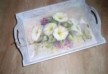 Декупаж підносів майстер-клас з дерева, ідеї для дерев'яного та круглого, фото і мк, металеві (підносів) Декупаж підносів майстер-клас з дерева, ідеї для дерев'яного та круглого, фото і мк, металеві