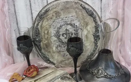 Декупаж підносів майстер-клас з дерева, ідеї для дерев'яного та круглого, фото і мк, металеві (підносів) Декупаж підносів майстер-клас з дерева, ідеї для дерев'яного та круглого, фото і мк, металеві