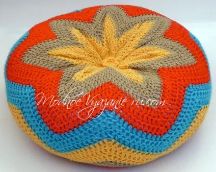 Декоративна подушка гачком візерунком зигзаг - crochet modnoe vyazanie