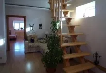 Дерев'яні сходи своїми руками і дерева як зробити, покрокова інструкція, в будинку двухмаршевая з (дерева) Дерев'яні сходи своїми руками і дерева як зробити, покрокова інструкція, в будинку двухмаршевая з