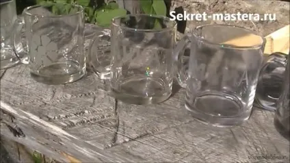 Робимо малюнок на склі