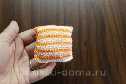 Диван для ляльки (в'язання гачком) divan dlya kukly vyazany03, коробочка ідей і майстер-класів (гачком) Диван для ляльки (в'язання гачком) divan dlya kukly vyazany03, коробочка ідей і майстер-класів