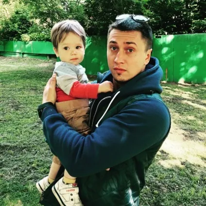 Актор Павло Прилучний біографія, особисте життя, сім'я, дружина, діти (Павло) Актор Павло Прилучний біографія, особисте життя, сім'я, дружина, діти
