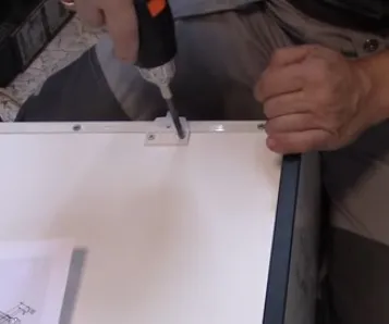 Доводчики для кухні як підібрати і встановити самому (кухні) Доводчики для кухні як підібрати і встановити самому