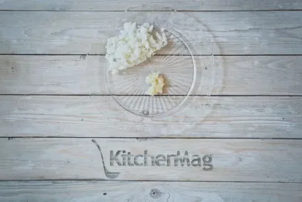 Домашня паста карбонара - кулінарний покроковий рецепт з фото на (готує kitchenmag) Домашня паста карбонара - кулінарний покроковий рецепт з фото на