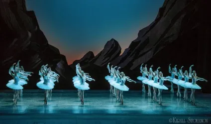 Є така професія балетний фотограф, ballerina - s dressing room (кирило стоянів) Є така професія балетний фотограф, ballerina - s dressing room