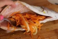 Форель запечена в духовці