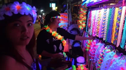 Full moon party (фул мун пати) на Пангані - самі Сусанін - самостійні подорожі з дитиною (moon) Full moon party (фул мун пати) на Пангані - самі Сусанін - самостійні подорожі з дитиною