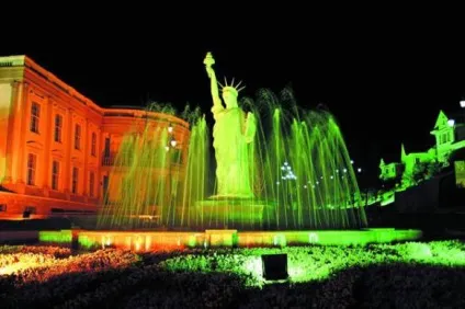 Фотографуємо нічне місто, фотоувлеченіе (нічний) Фотографуємо нічне місто, фотоувлеченіе