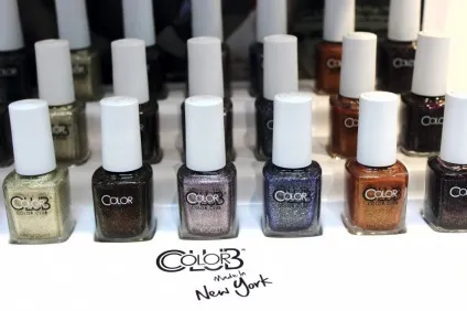 Гель лак color club огляд, палітра кольорів, як наносити цей лак, фото і відео відгуки (гель) Гель лак color club огляд, палітра кольорів, як наносити цей лак, фото і відео відгуки
